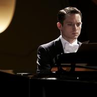 Elijah Wood's new film is 'Grand Piano' 