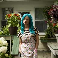 Juliette Lewis plays a punk-rocker turned suburban mother in the film 'Kelly & Cal'