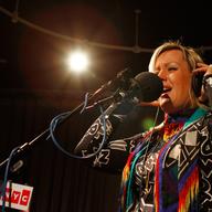 Alice Russell performs in the Soundcheck studio.