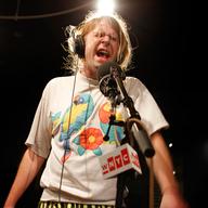 Ariel Pink performs in the Soundcheck studio.