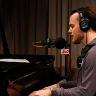 Asegir performs in the Soundcheck studio.
