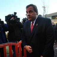 Gov. Chris Christie arriving at Fort Lee to apologize to Mayor Mark Sokolich after 
