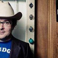 Derek Hoke is one of several new and noteworthy Nashville artists that made music journalist Craig Havighurst's list.