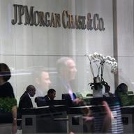getty_jp_morgan_chase_glass_steagall_republican_platform_big_banks_2008_recession