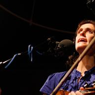 Jenny Scheinman performs in the Soundcheck studio.