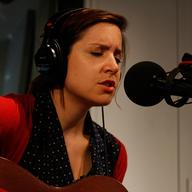 Laura Stevenson performs in the Soundcheck studio.