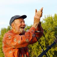 Singer Pete Seeger performs at the 2009 Dorothy and Lillian Gish Prize special outdoor tribute at Hunts Point Riverside Park on Sept. 3, 2009 in New York City.