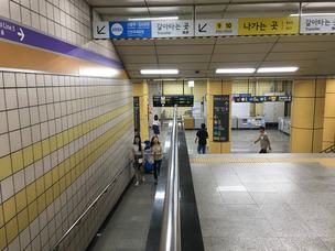 Nearly every station in the Seoul Metro is accessible for wheelchairs. 