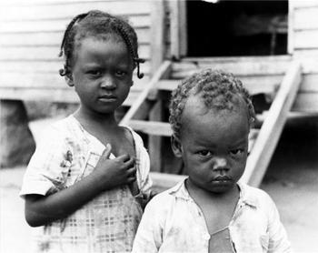 Walker Evans. Negro Children, 1936.