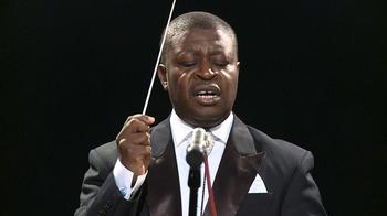 Conductor and founder of the group Armand Diangienda