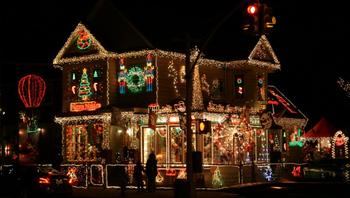Canarsie Brooklyn Christmas House 2022 From Dyker Heights To Pelham Parkway, A Tour Of The City's Best-Lit Homes |  Features | Wnyc