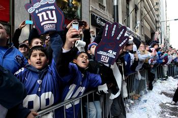 Giants lauded as Super Bowl champs in NYC parade