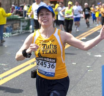 A member of the Tufts marathon team.