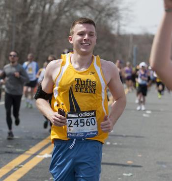 A member of the Tufts marathon team.