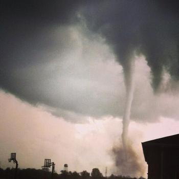 A picture of the twister in Kansas.