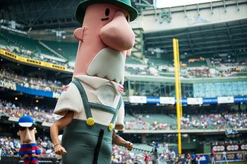 Presidents, Pierogies and Other Strange Things That Race at Ballparks