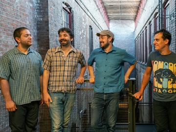 Dither, the electric guitar quartet