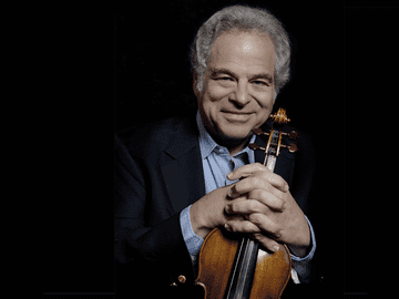 Photo of violinist Itzhak Perlman holding his violin