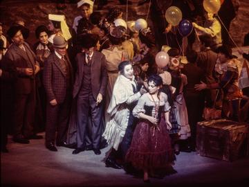 Richard Tucker as Canio and Teresa Stratas as Nedda perform a scene in Leoncavallo's 'Pagliacci'