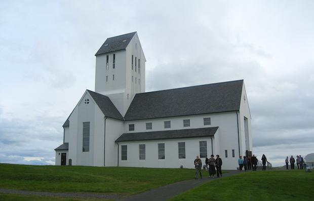 New Year Celebration Extravaganza: Lights, Music, and Surprises Await!