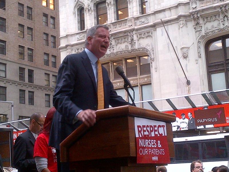 Bill de Blasio spoke at a rally of New York State Nurses Association