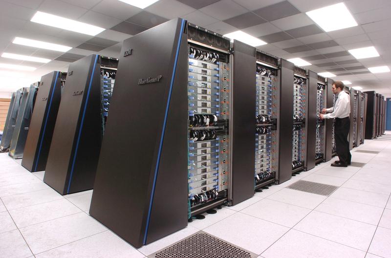 Argonne computer scientist Jonathon Anderson inspects Argonne's new IBM Blue Gene/P supercomputer, recently named the fastest computer for open science in the world (2007).