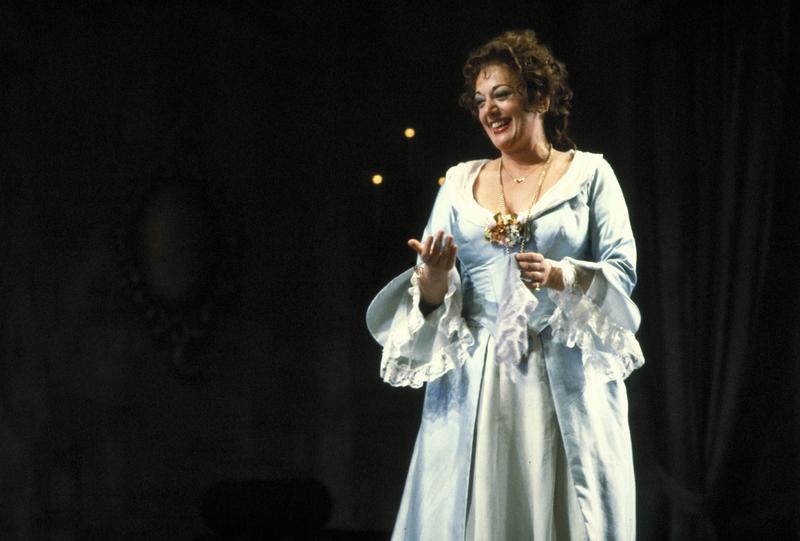 Mezzo-soprano Tatiana Troyanos as Dorabella in 'Così fan tutte' at the San Francisco Opera.