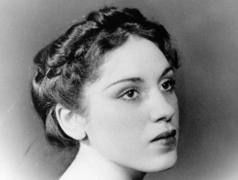 A young Rosalyn Tureck