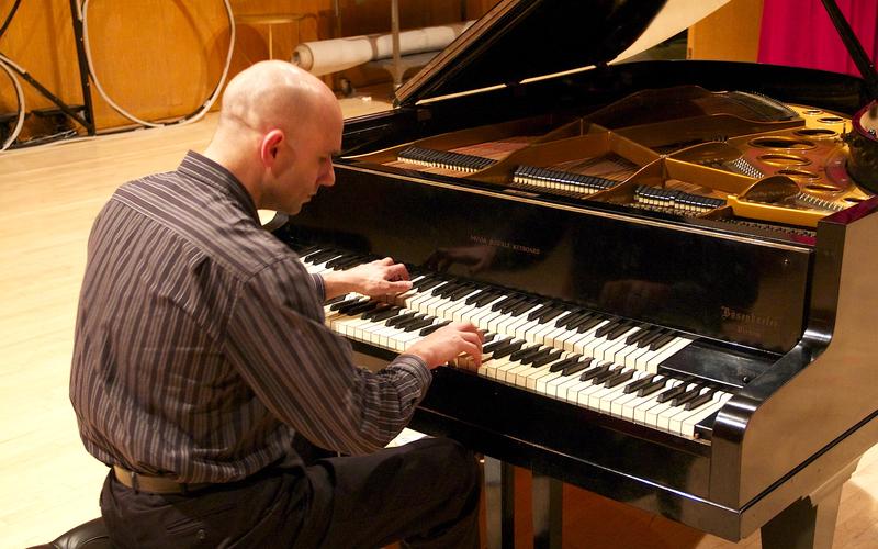 Christopher Taylor plays a two-manual Bosendorfer piano at the Met Museum