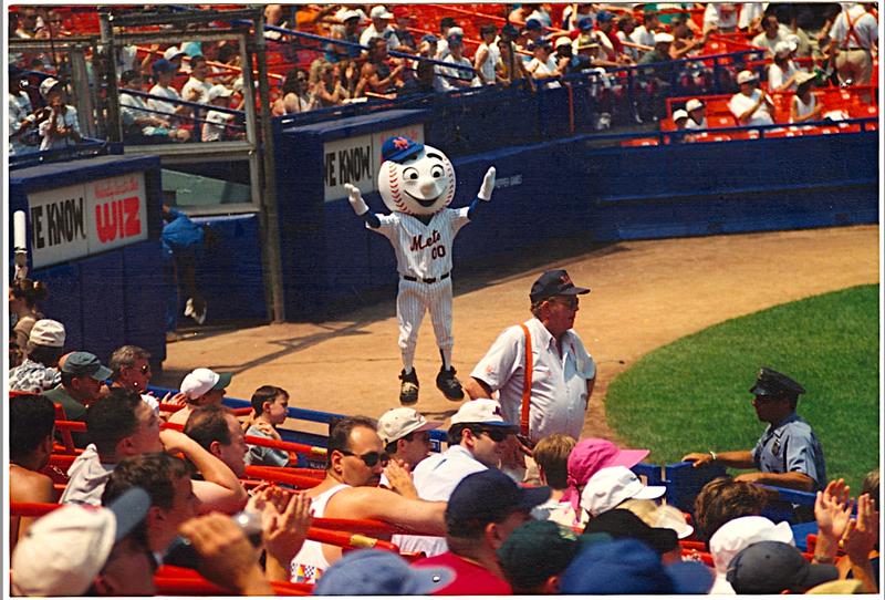 The Mets broadcasters loved this young fan's homemade papier mache Mr. Met  costume