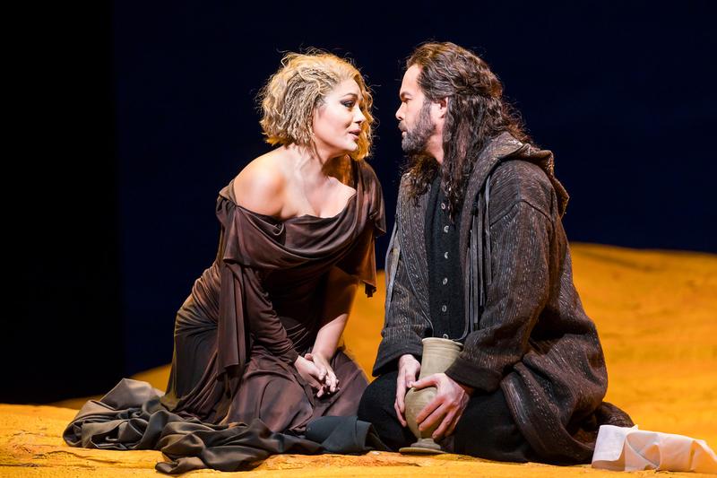 Ailyn Pérez in the title role and Gerald Finley as Athanaël in Massenet’s “Thaïs.”