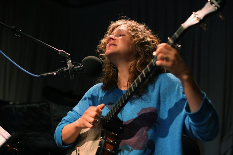 Abigail Washburn performs in the Soundcheck studio