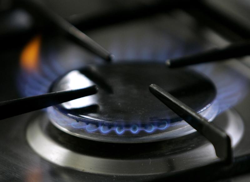 There's a battle over your gas stove, climate change and health : NPR