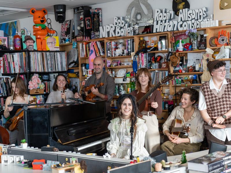 dodie performs a Tiny Desk concert.