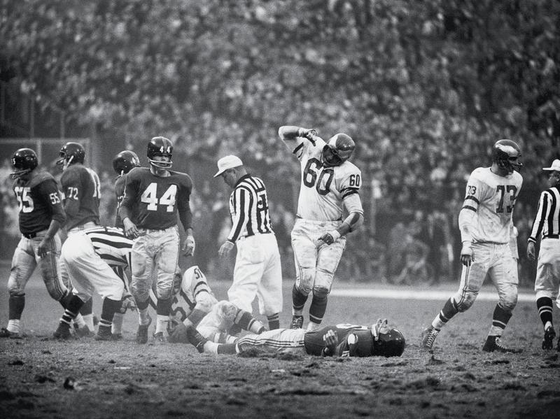 Chuck Bednarik, Philly's 'Concrete' Player, Dies At 89