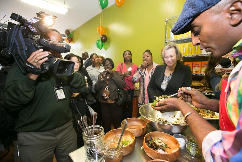 West Harlem Food Hub Is A One Stop Health Shop Wnyc News Wnyc