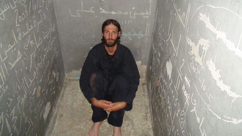Matthew VanDyke at a Libyan Prison Cell