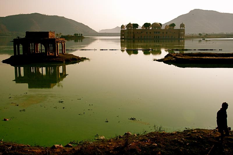 Man Sagar Lake, north of Jaipur, Rajasthan, India.