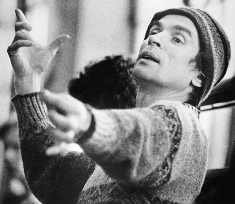 Ballet star Rudolf Nureyev gestures as he directs the Boston Ballet in Boston, March 5, 1982 in a rehearsal for "Don Quixote," for which Nureyev did the choreography.