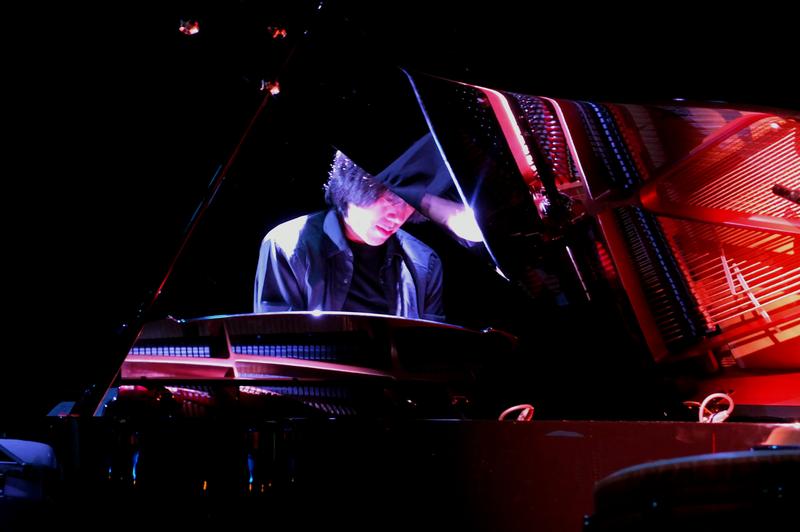 The music of John Cage at Le Poisson Rouge on July 8, 2012. Pianist Taka Kigawa performing 'Amores.'