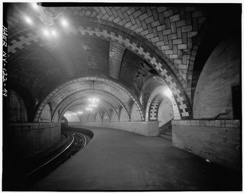 City Hall Station. Platform and Guastavino vaults. Interborough Rapid Transit Subway (Original Line), New York, New York.