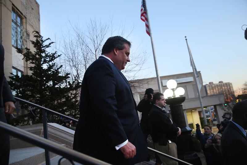 Christie's Quick Trip to Fort Lee—And a Mayor's Forgiveness | New Jersey  News | WNYC