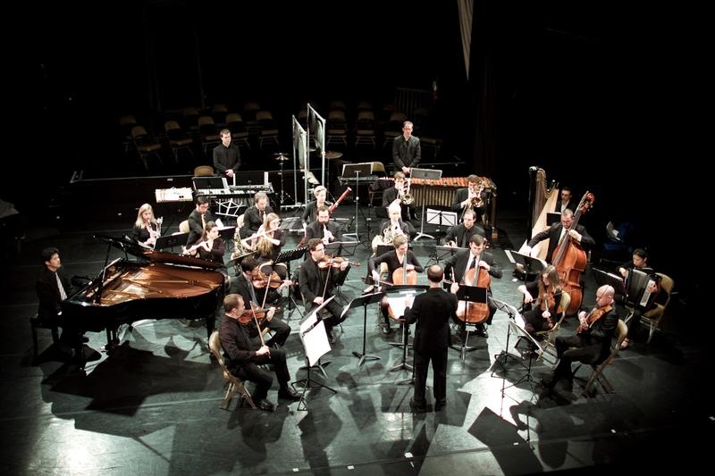 Chicago-based contemporary music collective Ensemble Dal Niente