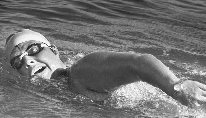 Endurance swimmer Lynne Cox during a recent practice swim in the Norton Sound off Nome in Anchorage, Alaska on August 7, 1987.