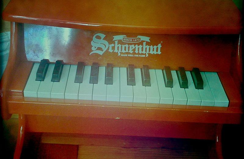 Schoenhut toy piano