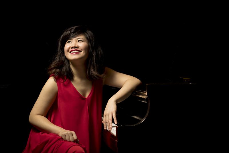 Astral Pianist Zhenni Li