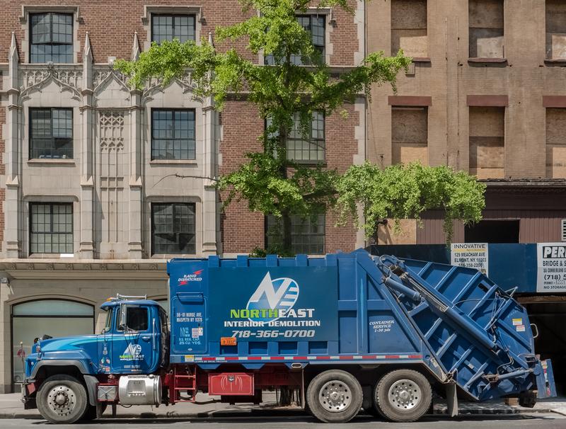 green garbage truck nyc laws