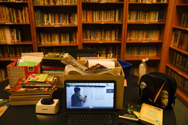 School Libraries & ELLs