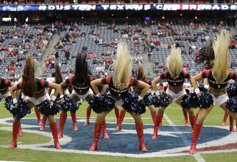 The discriminatory rules that must be met by an NFL cheerleader