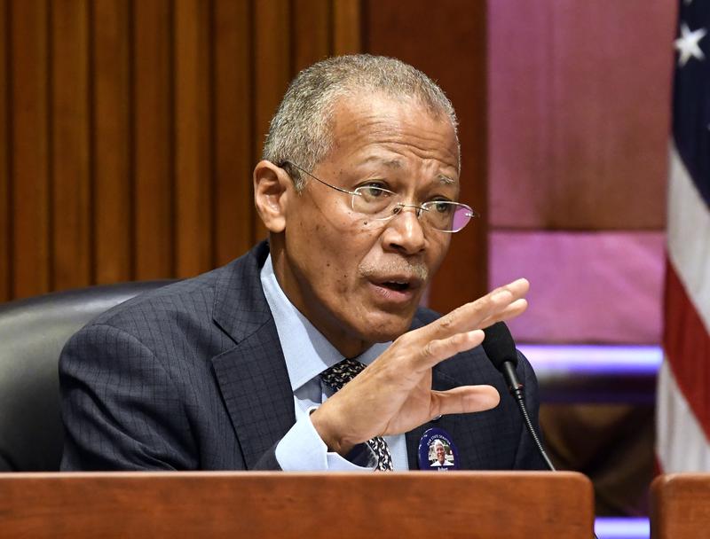 Sen. Robert Jackson, D- New York, questions New York City Mayor Bill de Blasio during a joint legislative budget hearing on local government Monday, Feb. 11, 2019, in Albany, N.Y.